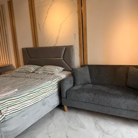 Azur 25 * Shkorpilovtsi
